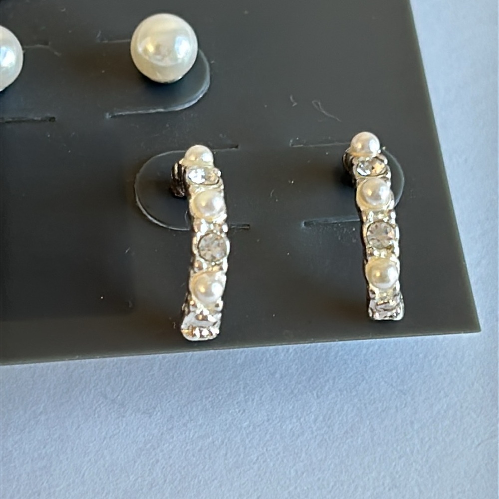 NWT OCCASION Trio Pearl & Rhinestone Set - Picture 3 of 4